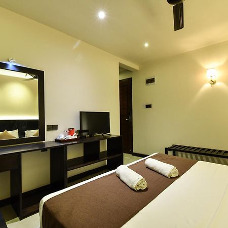 Hiriketiya Beach Resort Диквела Екстериор снимка