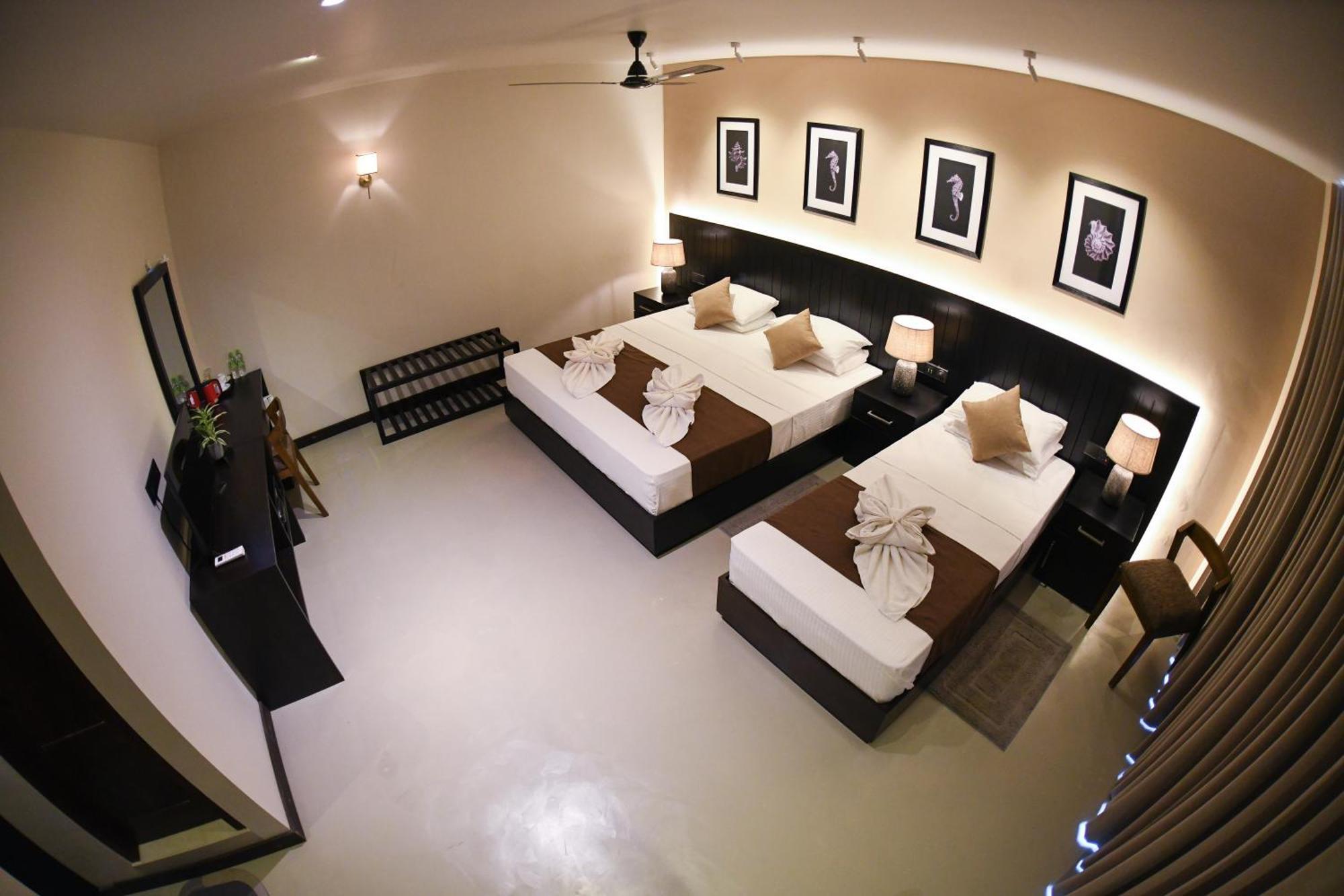 Hiriketiya Beach Resort Диквела Екстериор снимка