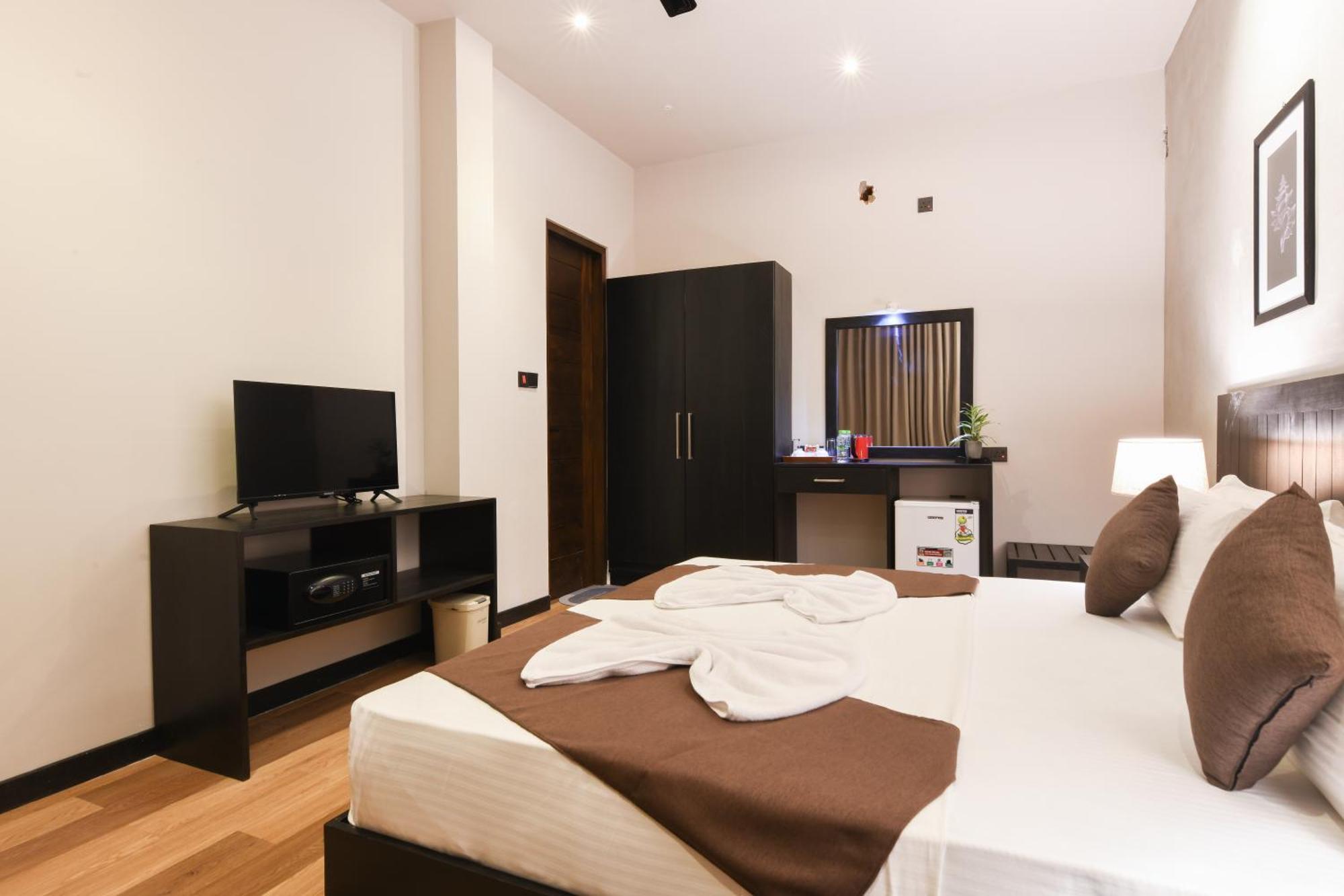 Hiriketiya Beach Resort Диквела Екстериор снимка